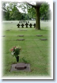 000711-000712-Med-25_09AL * 512 x 768 * (208KB)